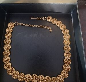Elegant Gold Chain Necklace